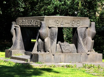 Kriegerdenkmal im Baumschulwäldchen