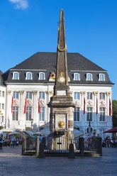 Obelisk am Marktplatz