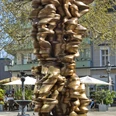 Mean Average - Tony Cragg Die "Stiftung für Kunst und Kultur e.V." hat der Stadt Bonn 2014 die Skulptur "Mean Average" von Anthony Cragg als Leihgabe zur Verfügung gestellt.