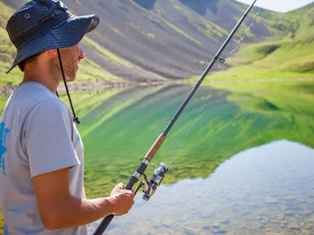 Rothorn_Eisee_Fischen_Familie