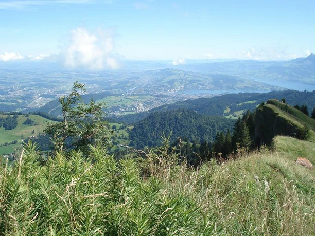 Herrliche Ausblicke auf der Wanderung vom Eigenthal ins Regenfüeli