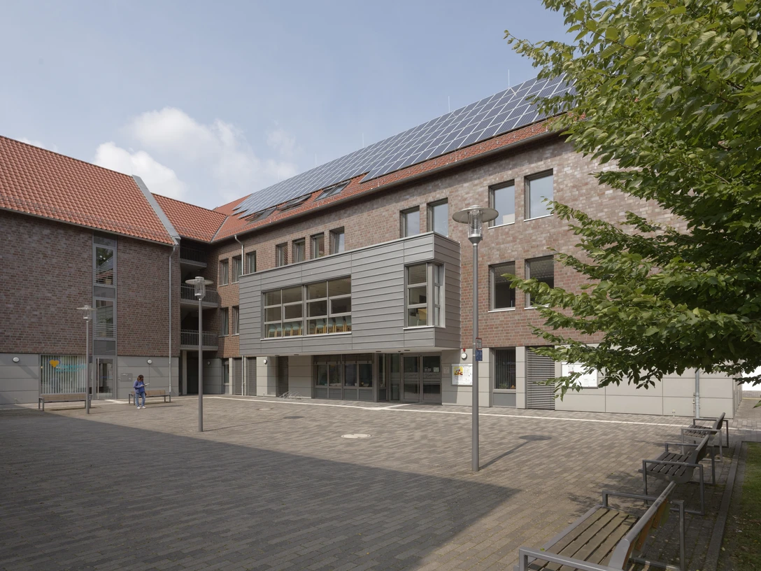 Rathaus Dörentrup CC BY-SA - LTM.jpg