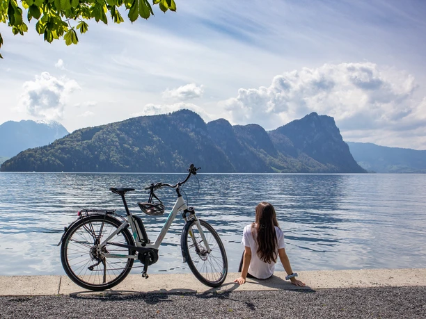 Fahrrad mieten, Velo fahren Fahrradfahren am Vierwaldstättersee