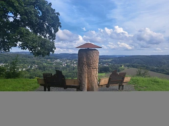 Königsthron Burg Windeck