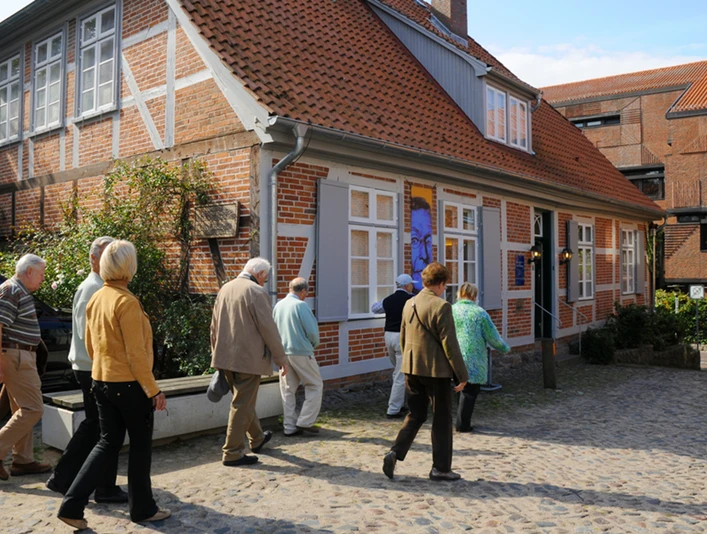 Stadtfuehrung_ErnstBarlachAltesVaterhausRatzeburg_Jürgen_Klemme.jpg