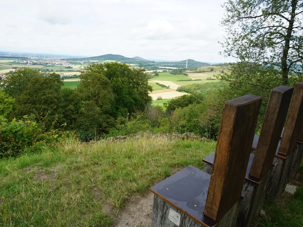 2023 07 24 Burgberg LandschaftsthroneSchauenburg