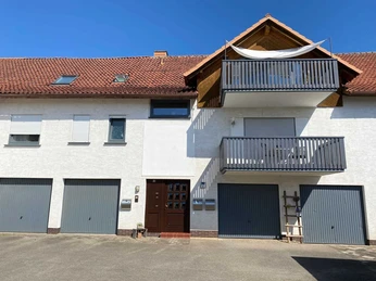 Das Gebäude in dem die Ferienwohnung liegt.