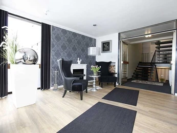 Das Foyer erwartet Sie!