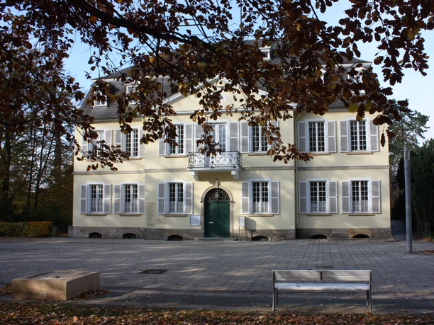 Landgrafenhaus im Kurpark Bad Nenndorf