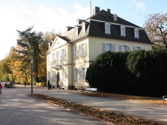 Landgrafenhaus im Kurpark Bad Nenndorf