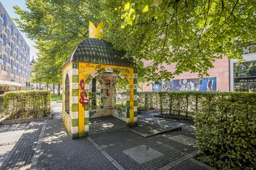 Labyrinth in der Innenstadt- Spielplätze in Leipzig Während eines Familienausflugs ins Zentrum können sich Kinder beim Labyrinth in der Reichsstraße austoben.