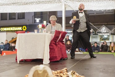Foto Scholz Dinner for one Weihnachtsmarkt Meppen
