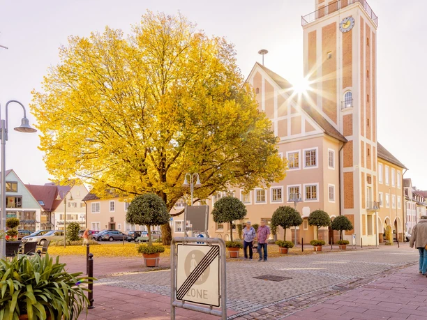 Rathaus und Kasernenplatz