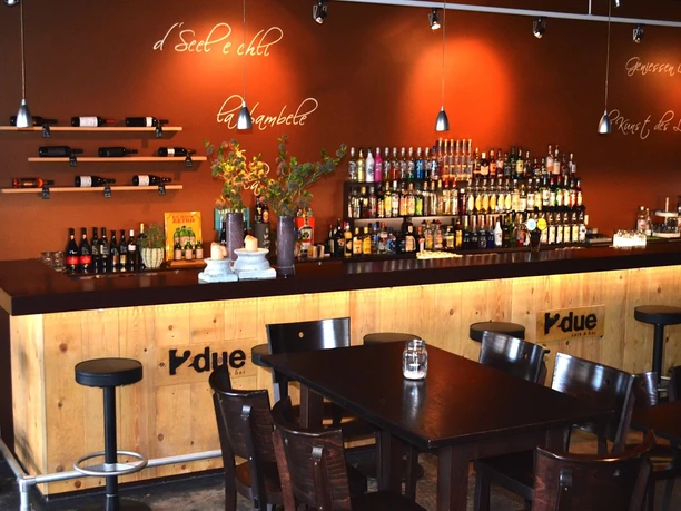 im Café "d'Seel e chli la bambele laa"