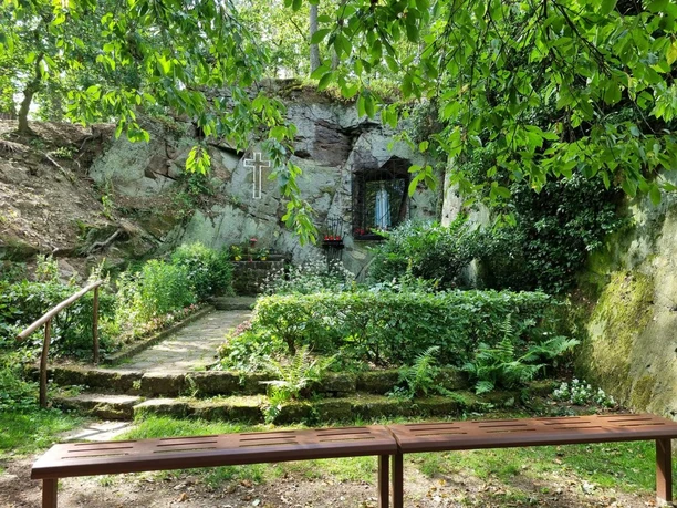 20230714 Naumburg Fatimagrotte