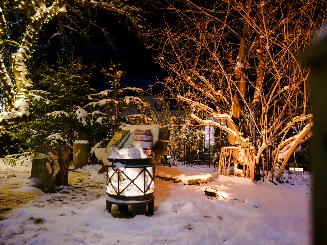 Schnee im Schlossgarten @Tourist Information.jpg
