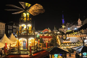 Aurich Christmas Magic Panorama with Pyramid UH