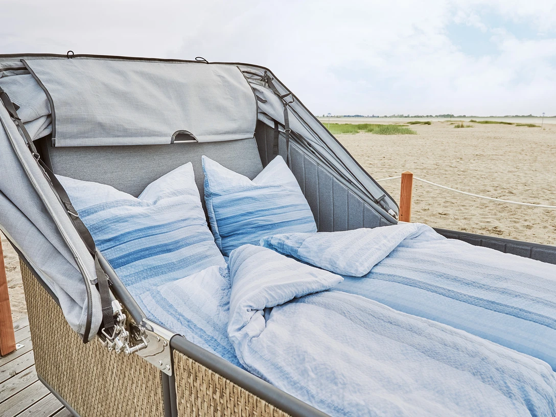 Unterkunft-Hooksiel-Schlafstrandkorb-Tom Schönfeld3.jpg