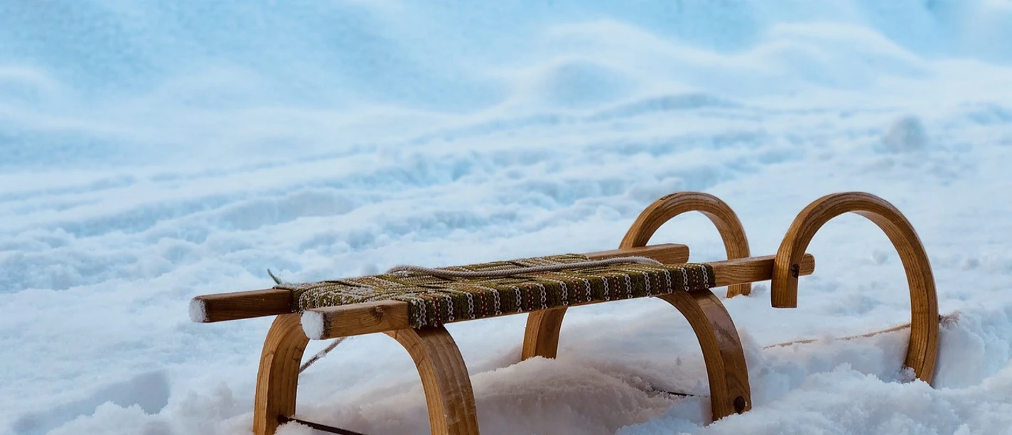 schlitten pixabay noratheone