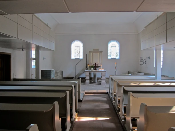 Evangelische Kirche Anraff (von innen)