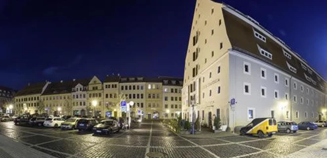 Stadtpension Dresdner Hof bei Nacht