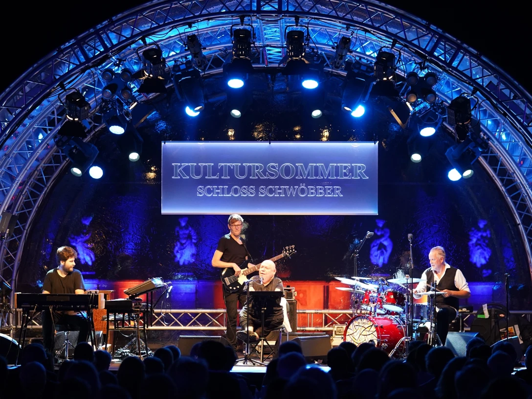 Kultursommer Schloss Schwöbber Kultursommer Schloss Schwöbber