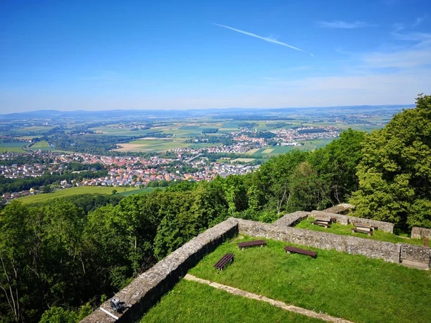 Blick von der Burgruine Heiligenberg
