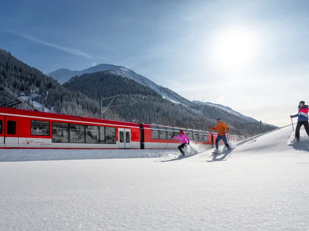 Winterwandern-Schneeschuhlaufen-Langlaufen-Goms-Winter-2021-56.jpg Winterwandern-Schneeschuhlaufen-Langlaufen-Goms-Winter-2021-56.jpg