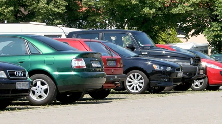 parkplatz-wernigerode-autoreihe parkplatz-wernigerode-autoreihe