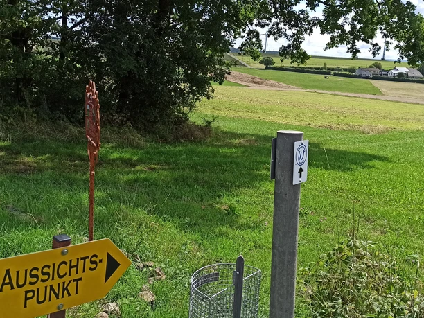 Zum Aussichtspunkt
