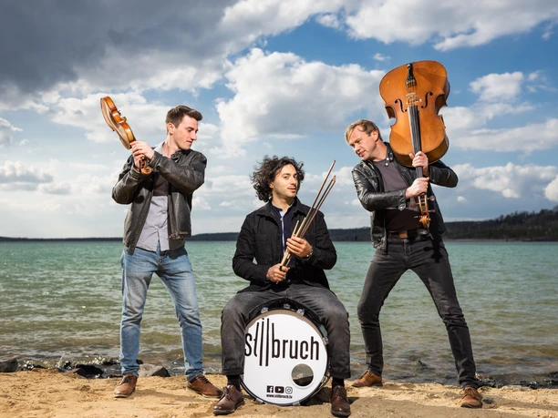 Konzert: Stilbruch - Der Name ist Programm! auf Juist.jpg Konzert: Stilbruch - Der Name ist Programm! auf Juist