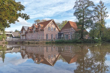 Bassum_Erdmanns Spuren_Zum Mühlenteich_Neubruchhausen_S.B..jpg