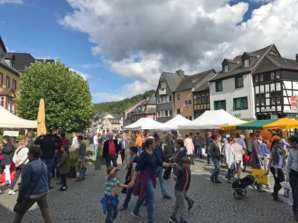 Michaelsmarkt City Outlet Bad Münstereifel