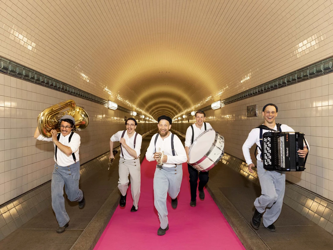 mahoin 1 hohe Auflösung (S. Hasheider)-web.jpg