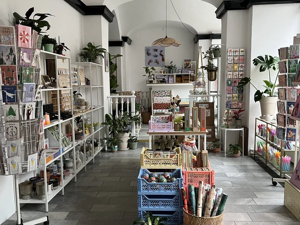 Aperçu des locaux du concept store Lipsi Klub à Leipzig - artisanat, décoration, créativité