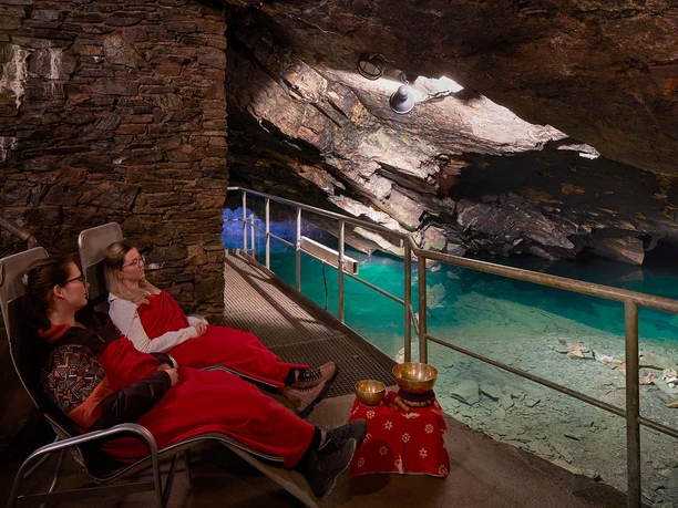 Klangschalenzeremonie Besucherbergwerk Andrea Flak