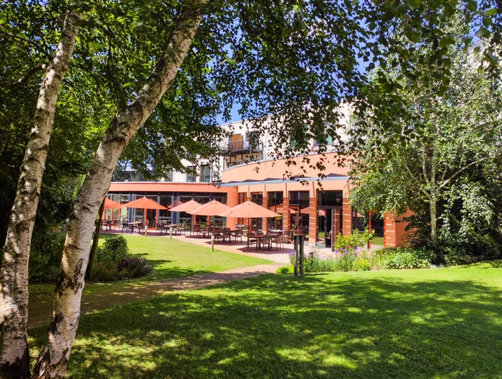 HEIDE SPA_Hotel_Terrasse_Hans_Stelter.jpg