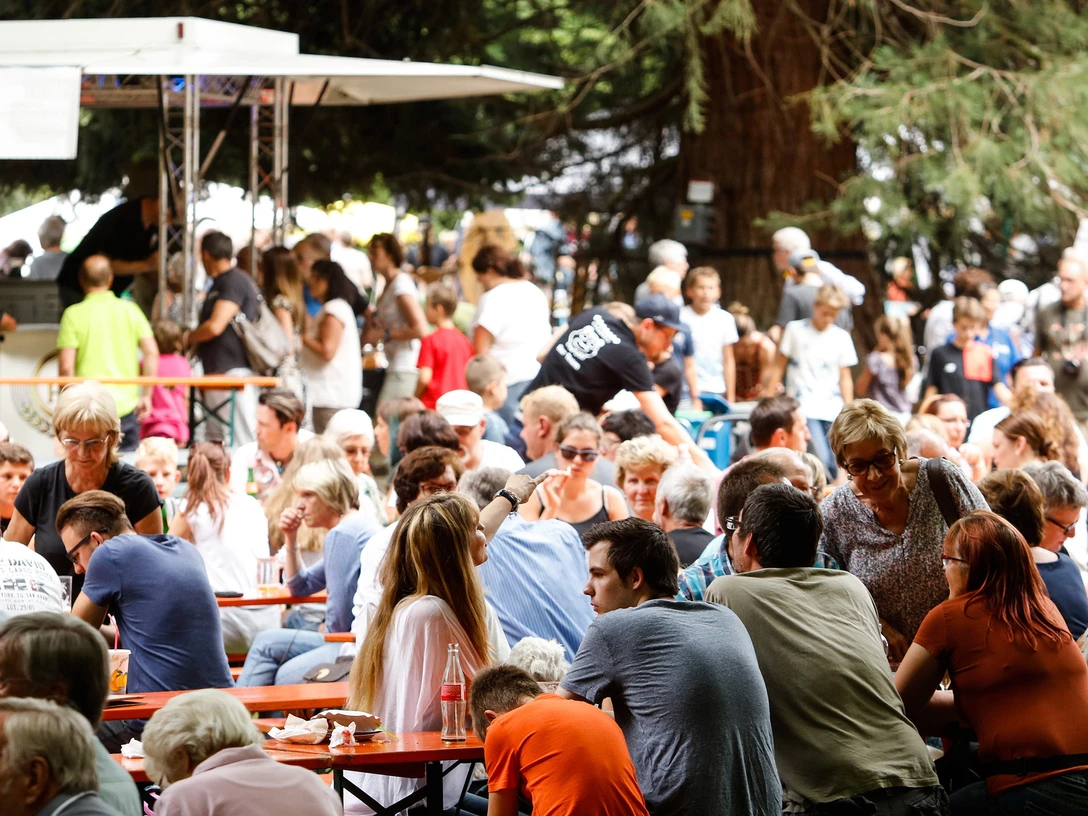 Kopfbild Feste Schmuckbild C Pauline Fabry C im Bild jpg 227828