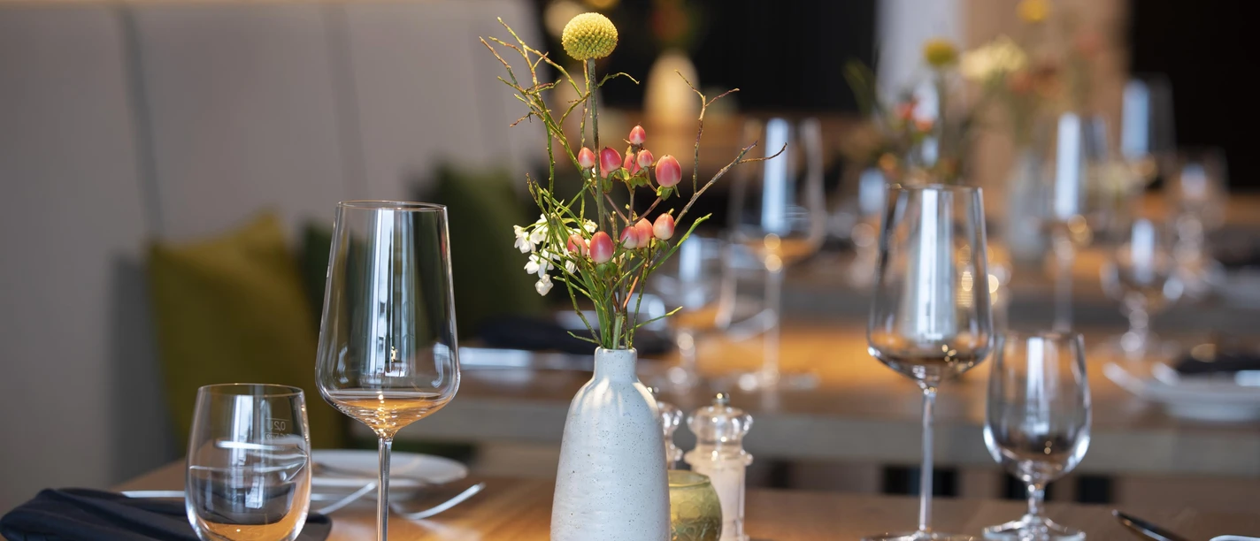 Gedeckter Tisch im Hotel Engel Obertal