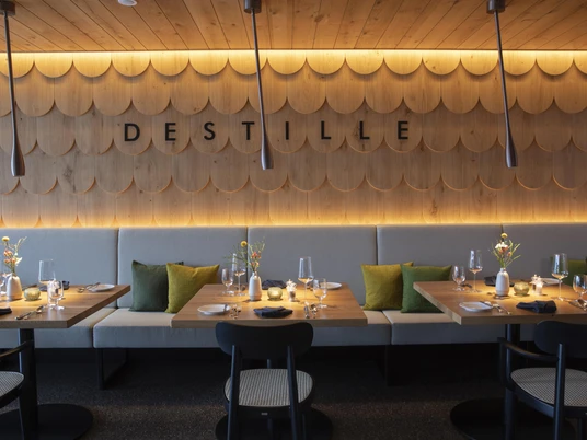 Die "Destille" im Hotel Engel Obertal