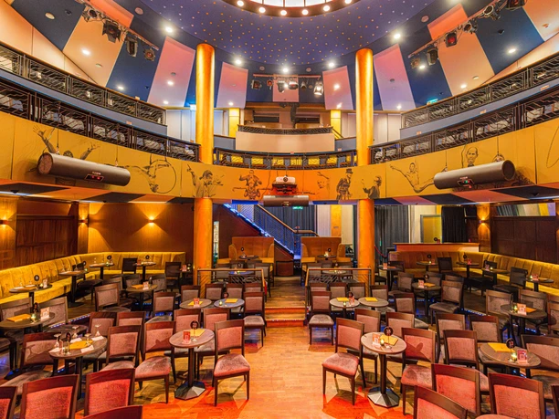 Varieté-Saal der Eventlocation Krystallpalast Varieté Leipzig | Leipzig Convention Bureau Varieté-Saal der Eventlocation – präsentiert vom Leipzig Convention Bureau