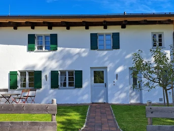 Eingang "Apfelgrün" mit Gärtchen