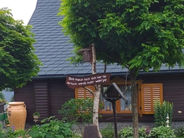 Rastplatz vor dem Haus