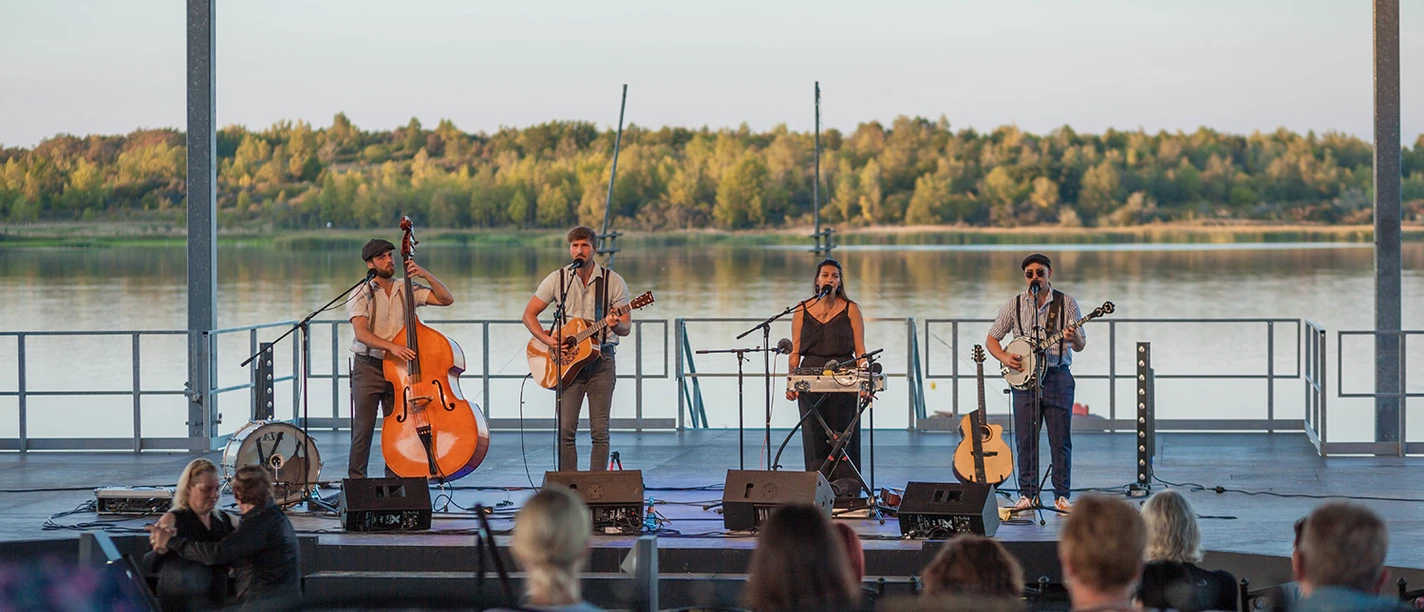 The Günthers auf der Bühne des Biedermeierstrands