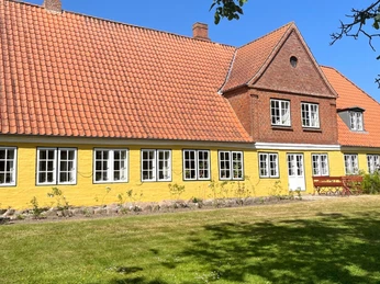 Jacob Michelsens Gård 2023 stuehus GDK 1024x576 - VisitAabenraa