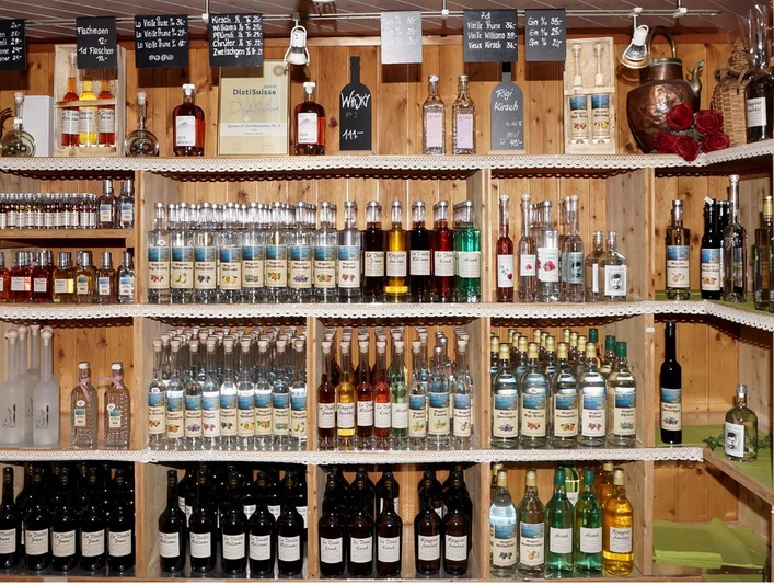 Stalder distillery farm shop Brennerei Stalder HofladenStalder distillery farm shopDistillerie Stalder Hofladen