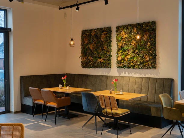 Modernes Wohlfühlambiente im Café Wilma im Modehaus Schlüter