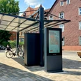 Infostele Möncheplatz_mit Fahrradanlage infostele-moencheplatz-mit-fahrradanlage