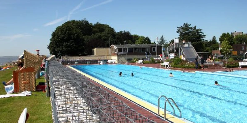 Holstein_Freibad__c_Jens_Neumann__Freizeitbad_GmbH.jpg