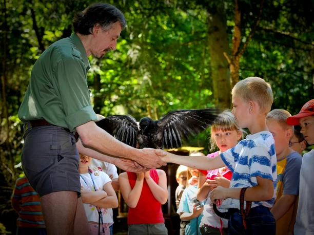 Kindergruppe in der Vogelstation Kindergruppe in der Vogelstation